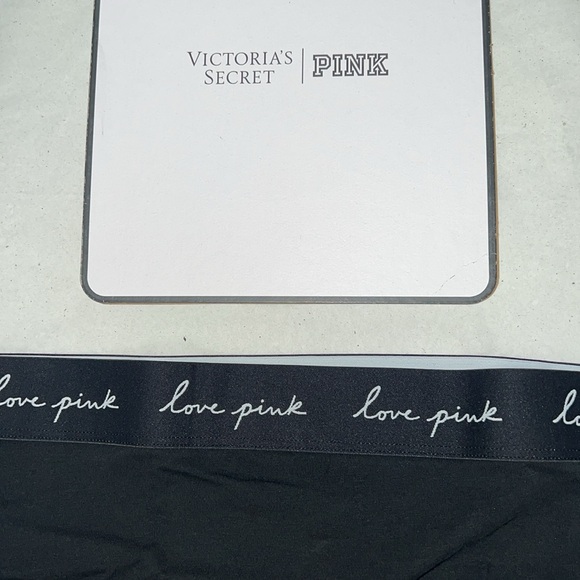 (M) Victoria's Secret PINK Boyshort Panty - Picture 4 of 8